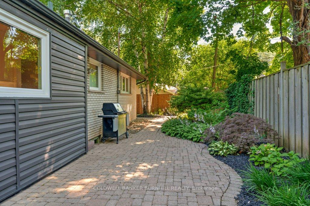 Photo 44 of 380 Abbott Road, Burlington, Roseland — HOMEH