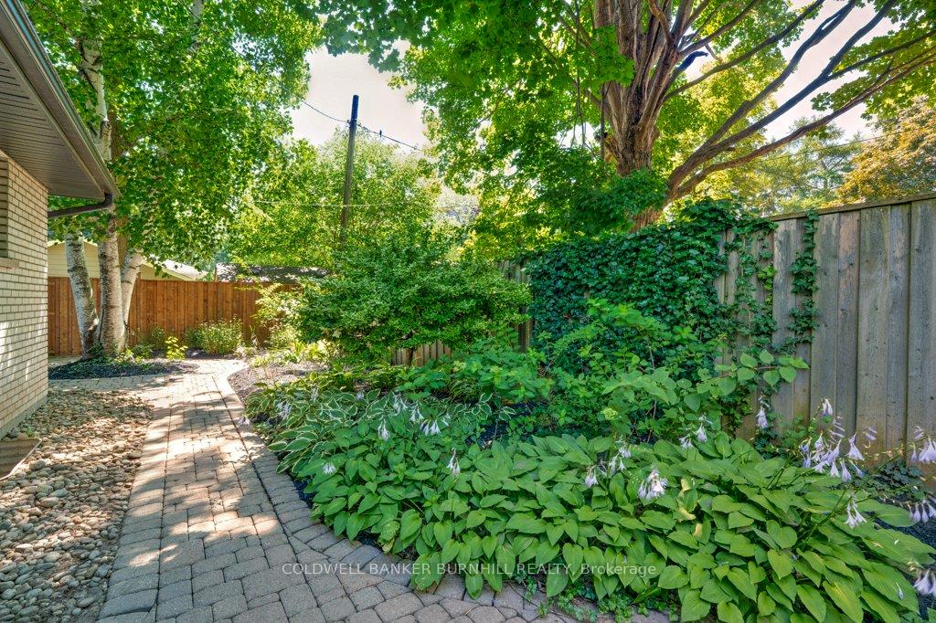 Photo 45 of 380 Abbott Road, Burlington, Roseland — HOMEH