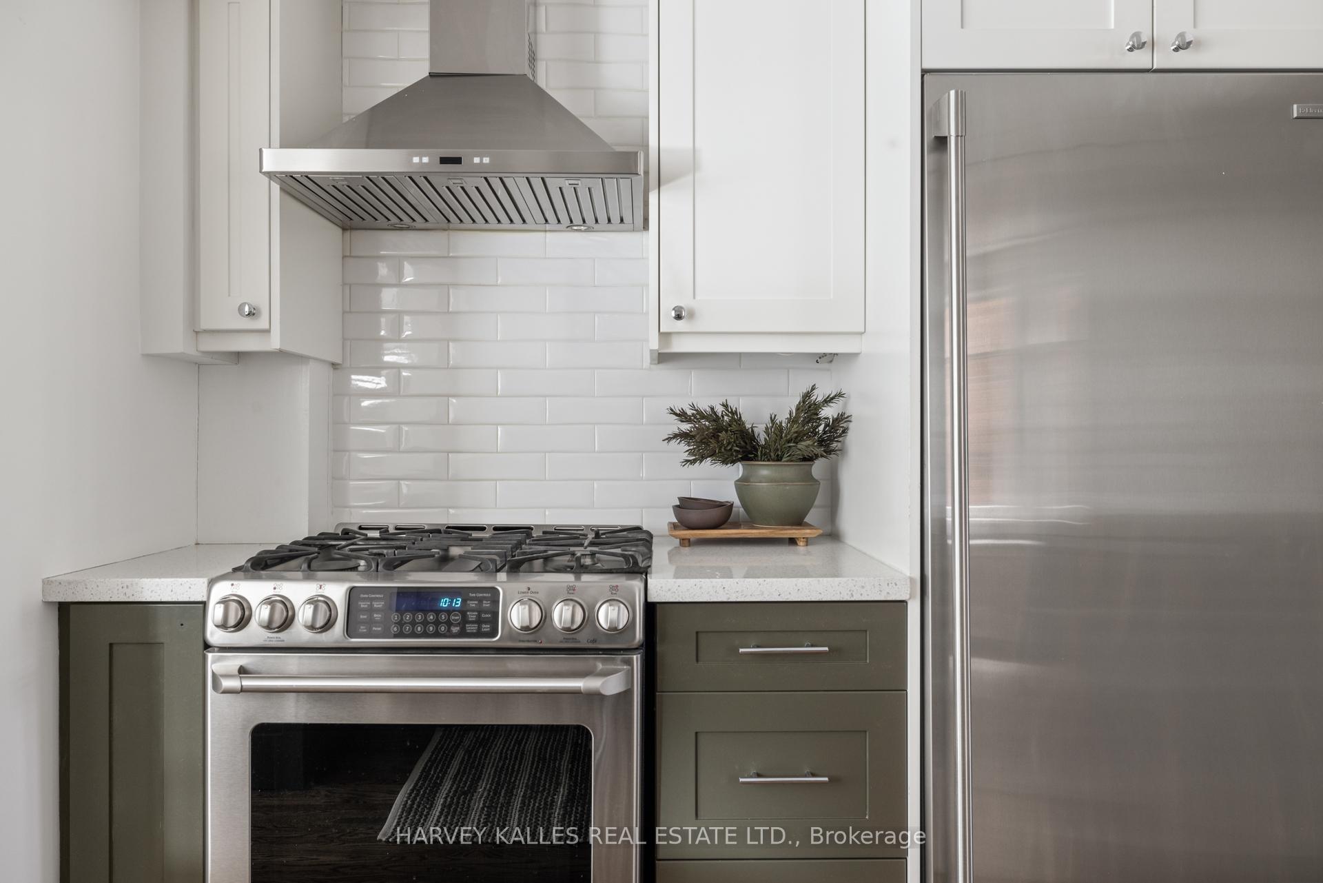 Photo 14 of 55 Glengarry Avenue, Toronto, Lawrence Park North — HOMEH