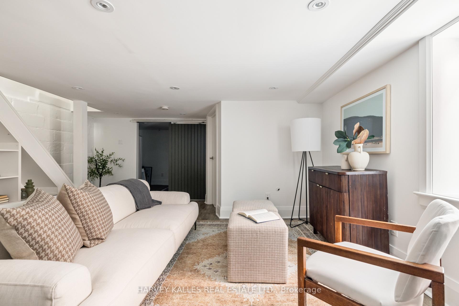 Photo 16 of 55 Glengarry Avenue, Toronto, Lawrence Park North — HOMEH