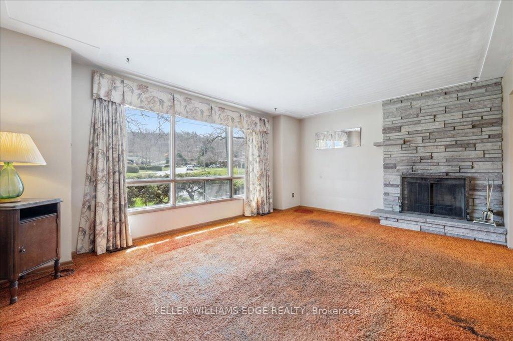 Photo 9 of 7 Jasper Drive, Hamilton, Stoney Creek — HOMEH