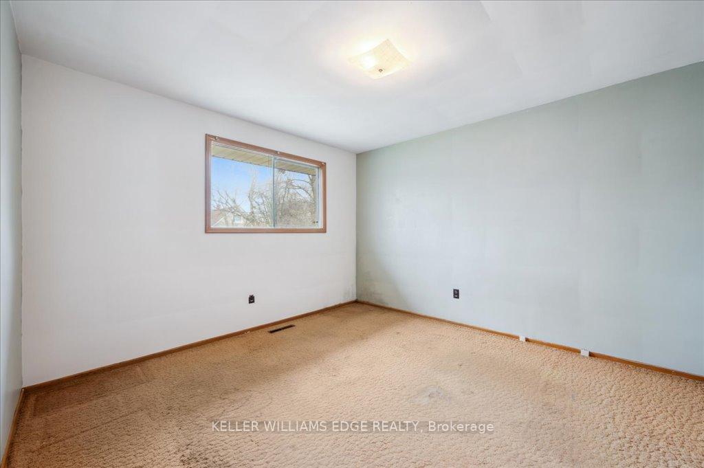 Photo 16 of 7 Jasper Drive, Hamilton, Stoney Creek — HOMEH