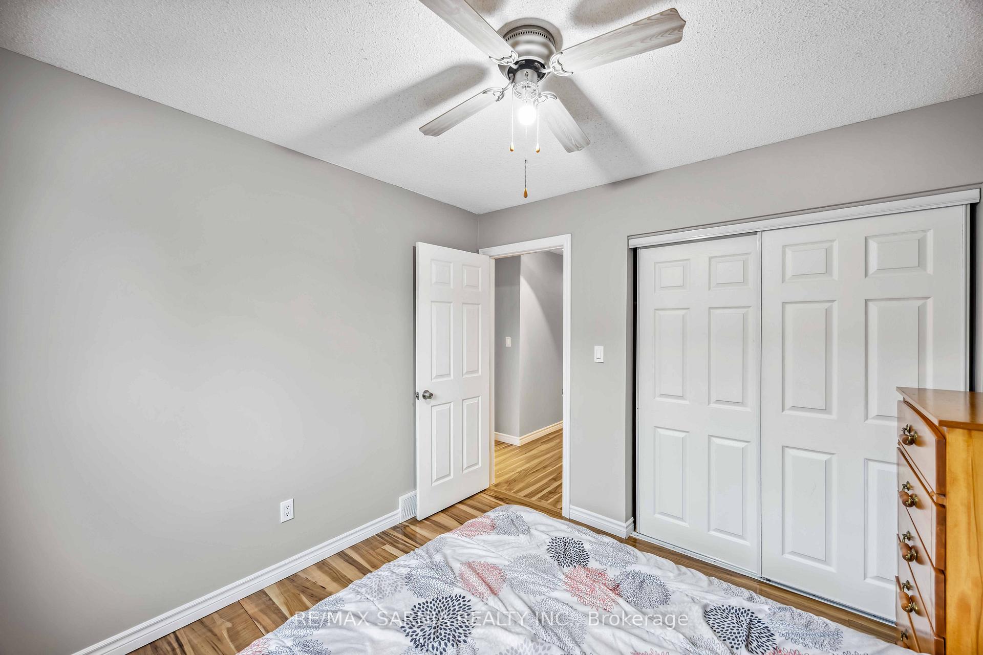 Photo 8 of 875 Prestwick Crescent, Sarnia — HOMEH