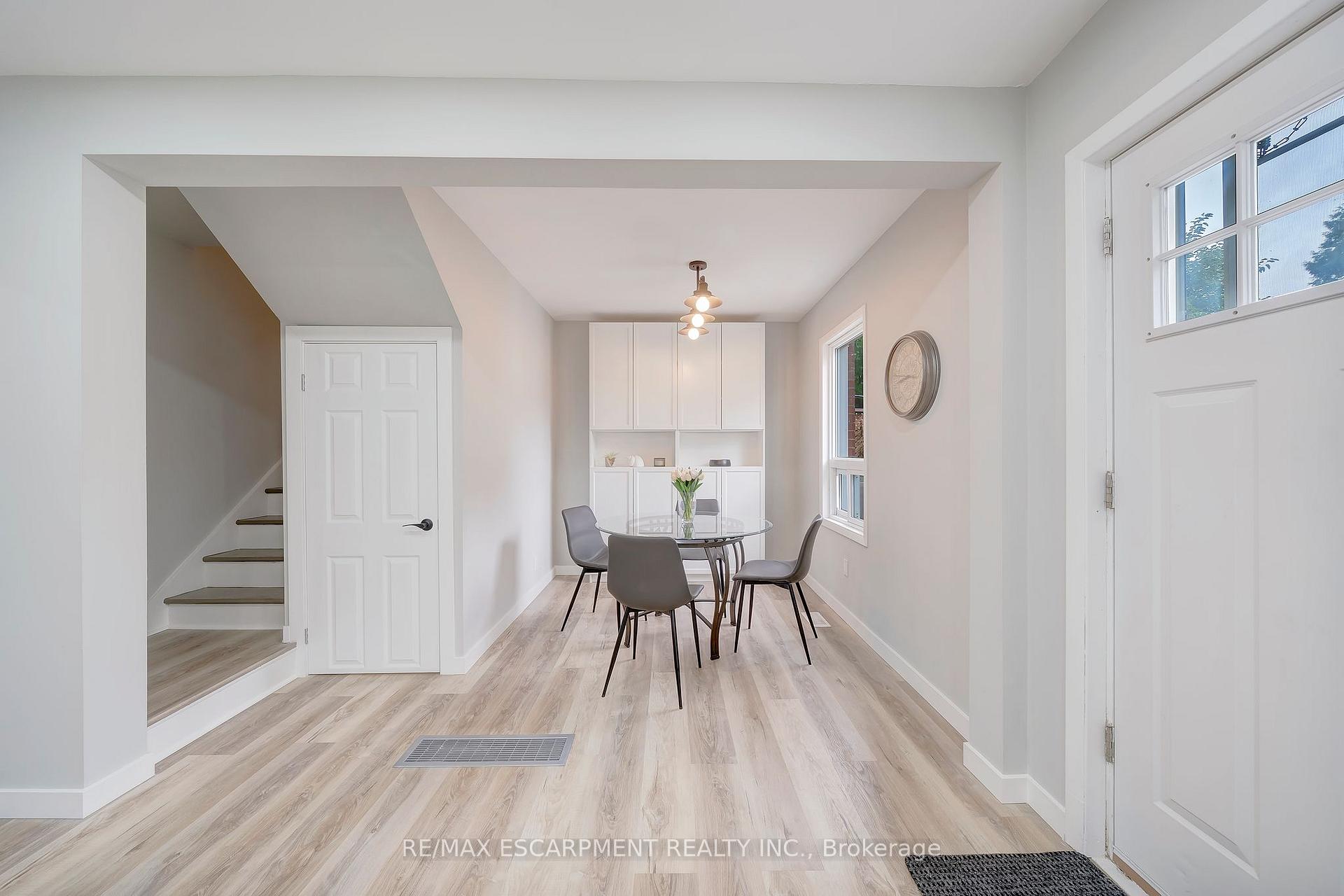 Photo 20 of 98 Cope Street, Hamilton, Homeside — HOMEH