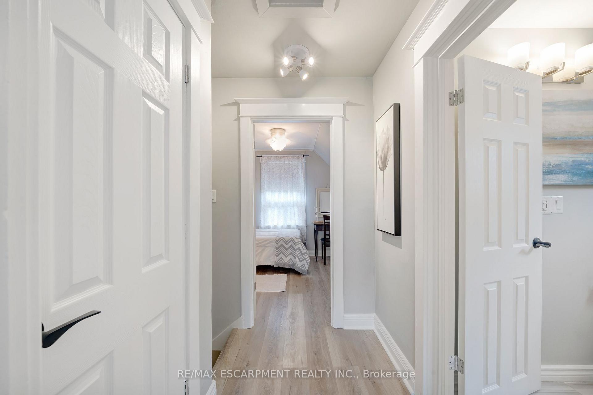 Photo 9 of 98 Cope Street, Hamilton, Homeside — HOMEH