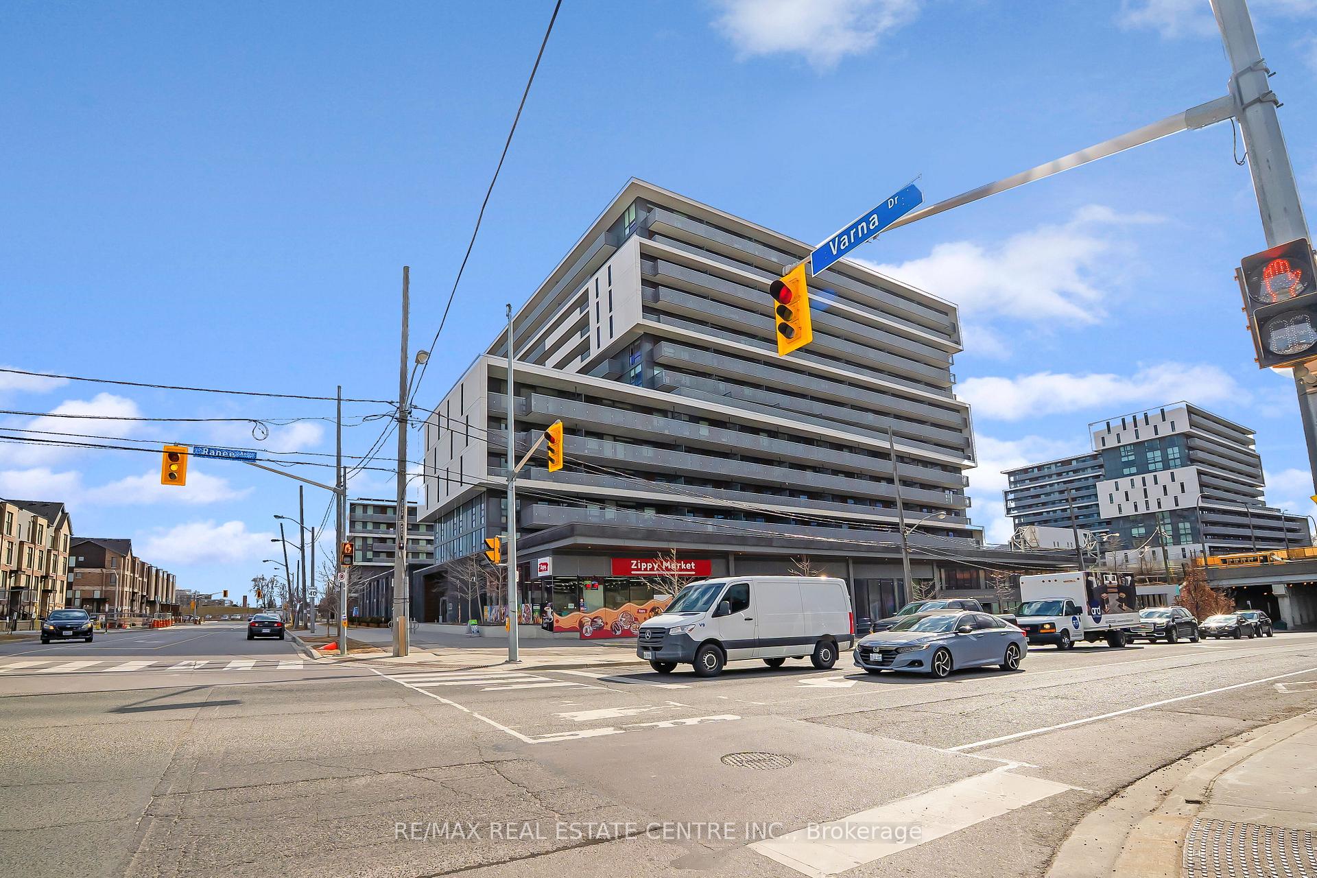Photo 2 of Unit 1120, 120 Varna Drive, Toronto, Englemount-Lawrence — HOMEH
