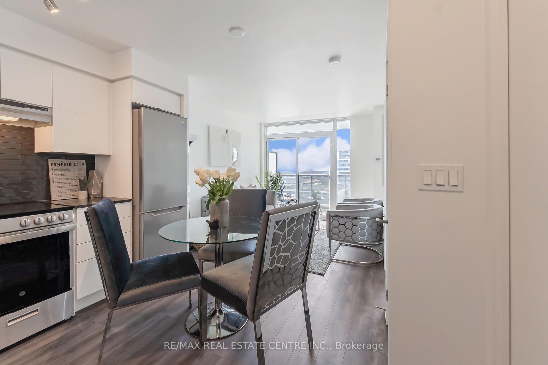 Photo 18 of Unit 1120, 120 Varna Drive, Toronto, Englemount-Lawrence — HOMEH