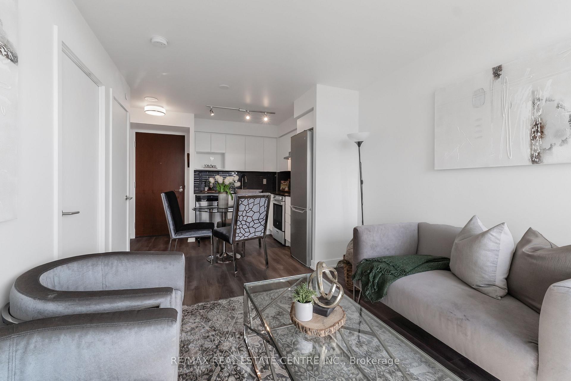 Photo 23 of Unit 1120, 120 Varna Drive, Toronto, Englemount-Lawrence — HOMEH
