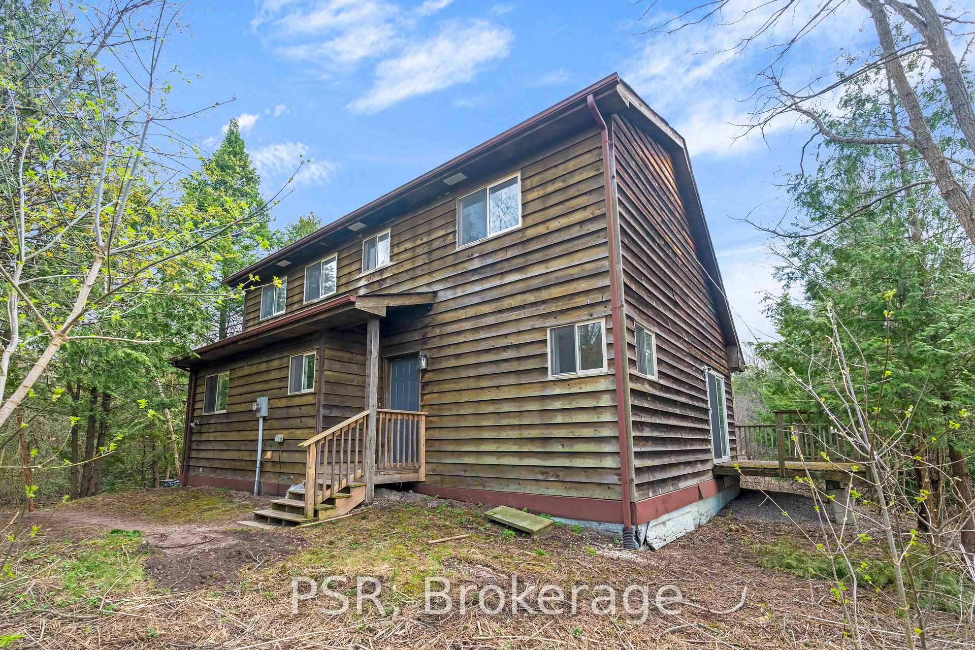 Photo 1 of 461 Ravenshoe Road, Uxbridge, Rural Uxbridge — HOMEH
