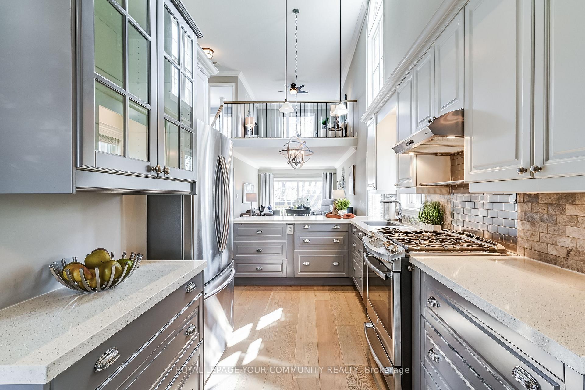 Photo 4 of 409 Terry Carter Crescent, Newmarket, Gorham-College Manor — HOMEH