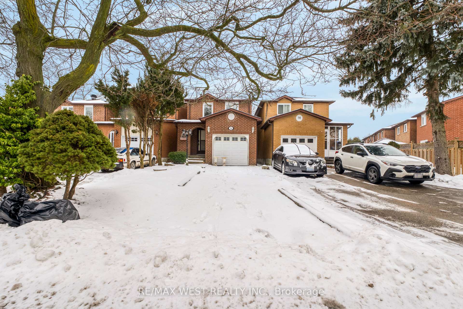 Photo 1 of 36 Chichester Road, Markham, Milliken Mills East — HOMEH