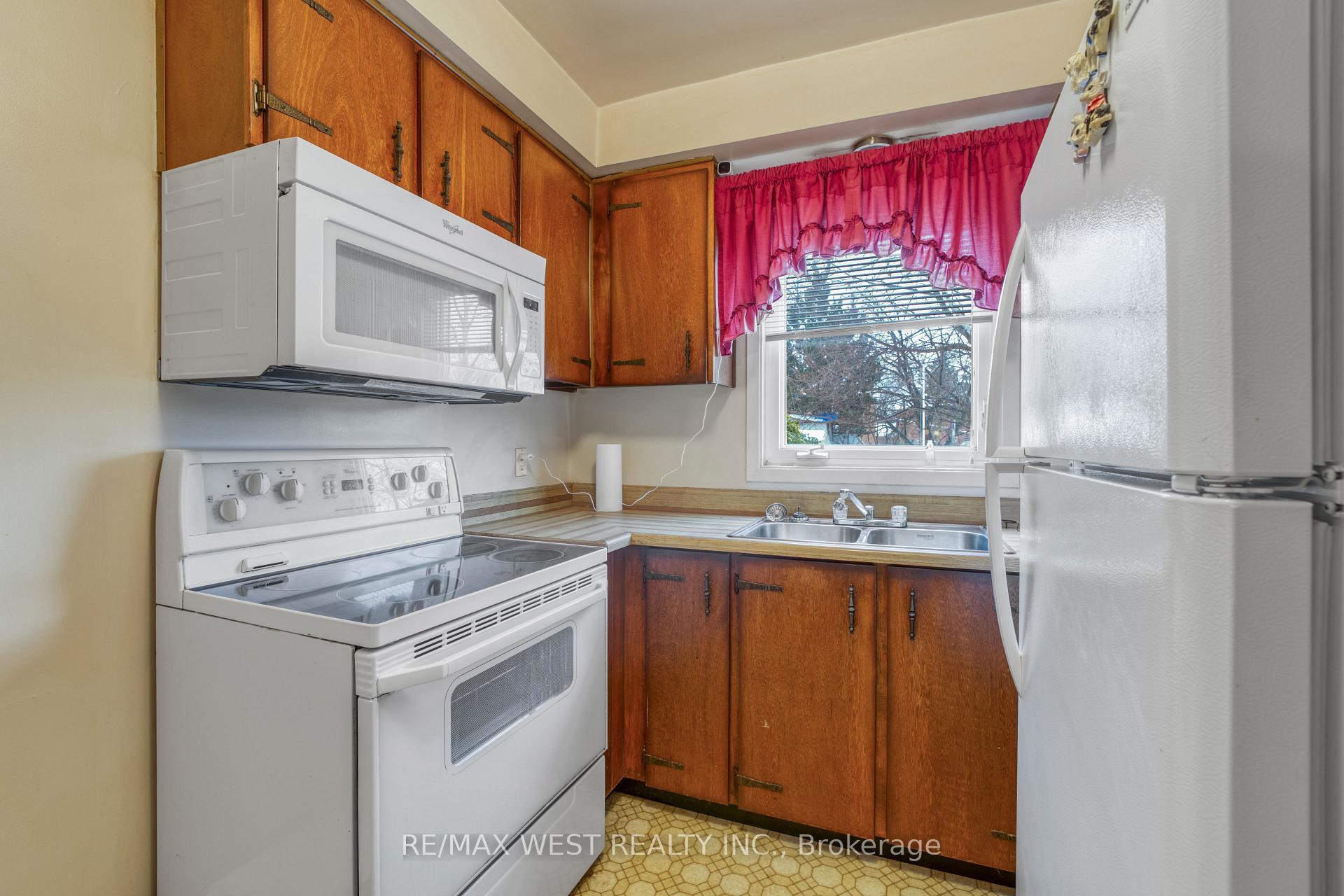 Photo 13 of 36 Chichester Road, Markham, Milliken Mills East — HOMEH