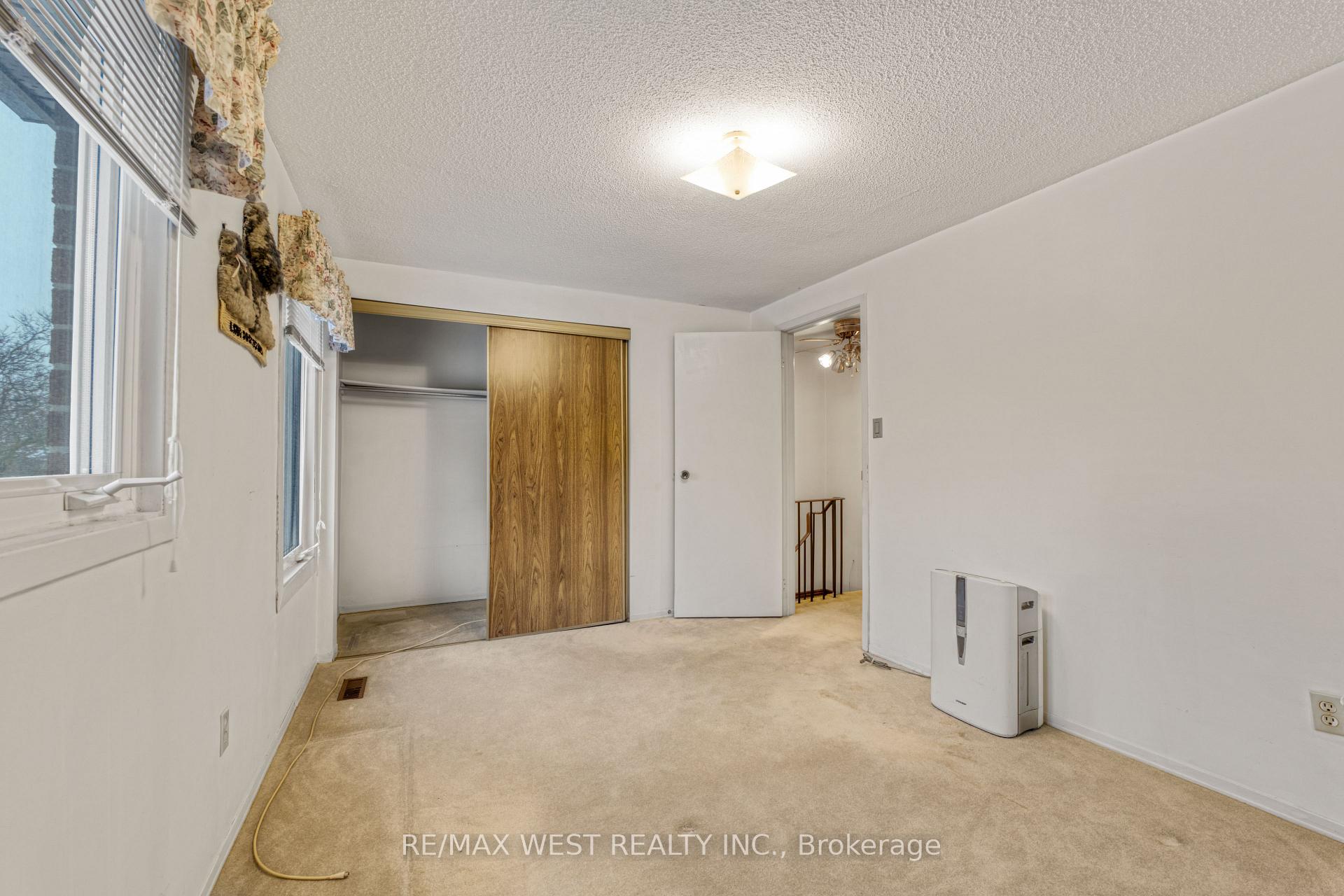 Photo 23 of 36 Chichester Road, Markham, Milliken Mills East — HOMEH