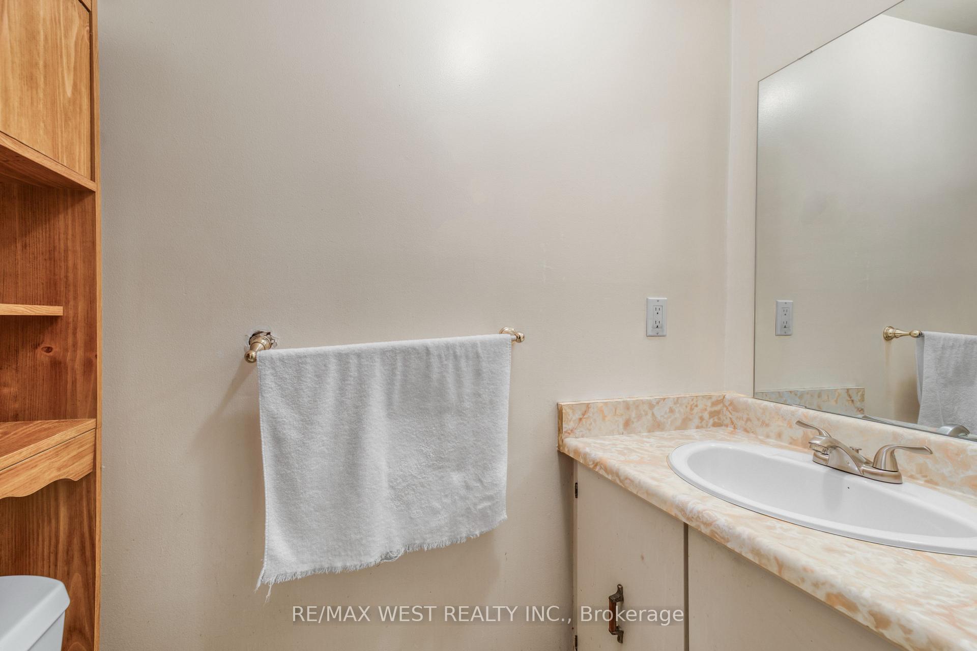 Photo 28 of 36 Chichester Road, Markham, Milliken Mills East — HOMEH