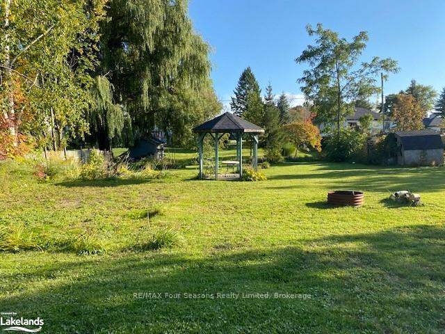 Photo 5 of 214 Montreal Street, Clearview, Stayner — HOMEH