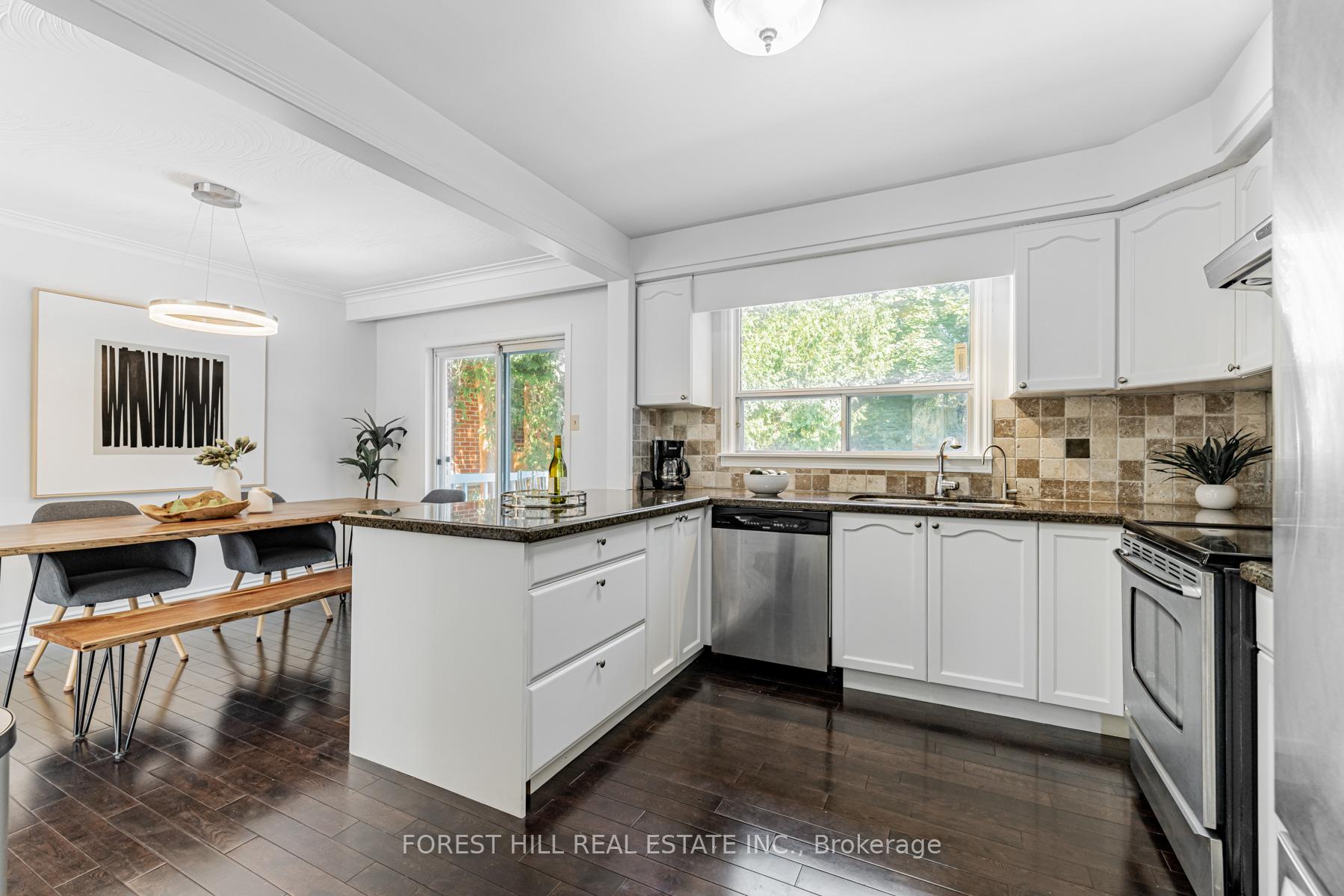 Photo 9 of 4 Dalmeny Road, Markham, Grandview — HOMEH