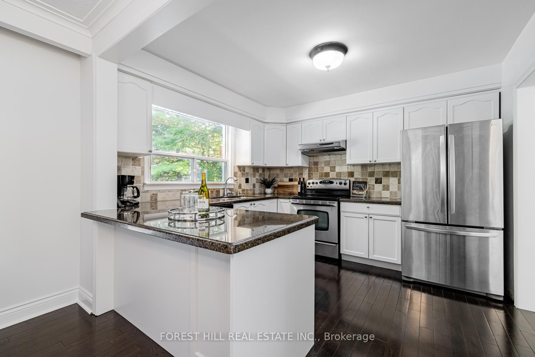 Photo 13 of 4 Dalmeny Road, Markham, Grandview — HOMEH
