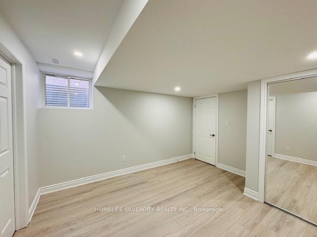 Photo 12 of Unit A, 104 Stilton Avenue, Vaughan, Kleinburg — HOMEH