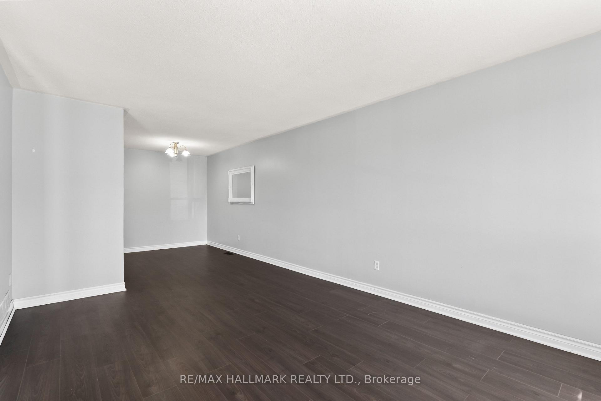 Photo 4 of 381 Surrey Drive, Oshawa, Eastdale — HOMEH