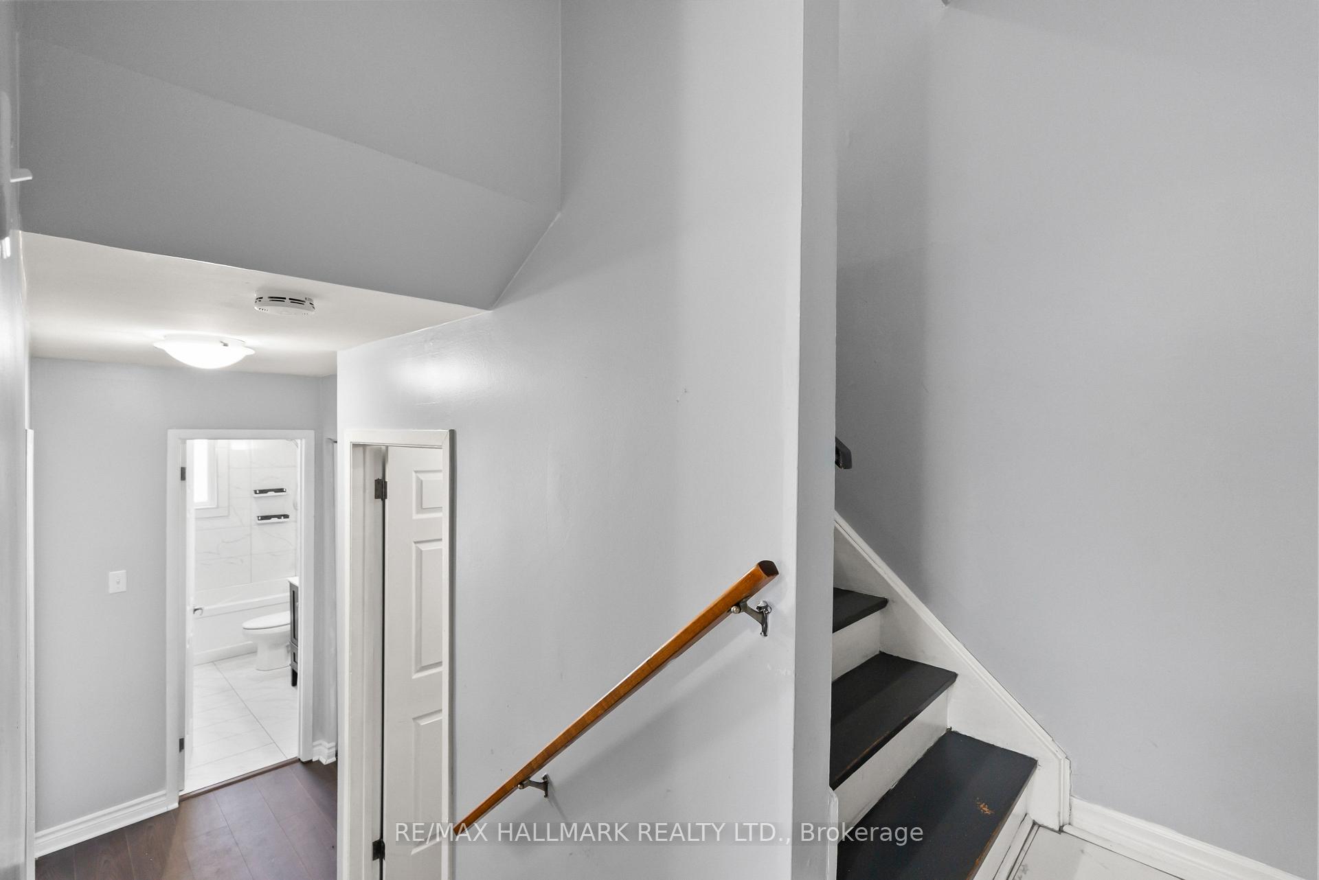 Photo 7 of 381 Surrey Drive, Oshawa, Eastdale — HOMEH