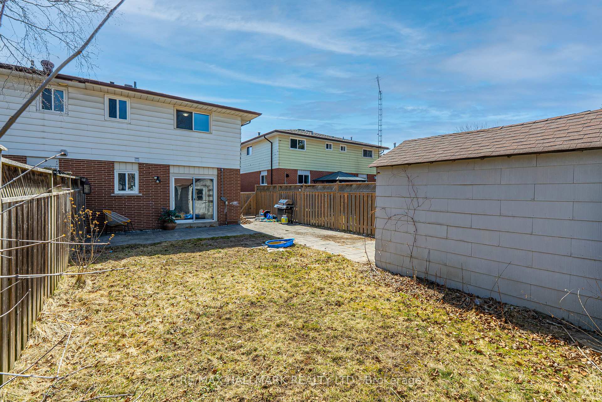 Photo 25 of 381 Surrey Drive, Oshawa, Eastdale — HOMEH