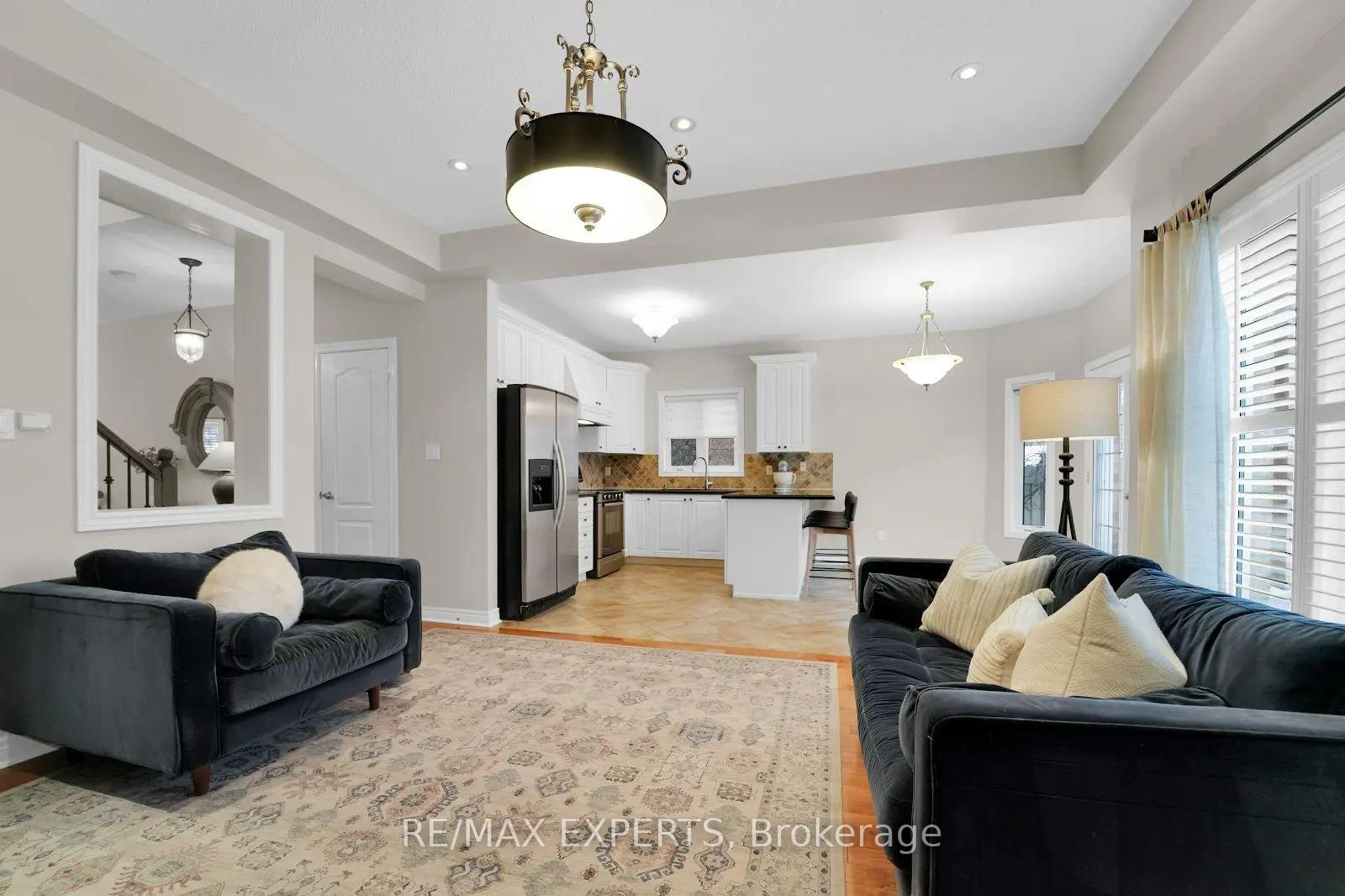 Photo 7 of 42 Angelico Avenue, Vaughan, Vellore Village — HOMEH