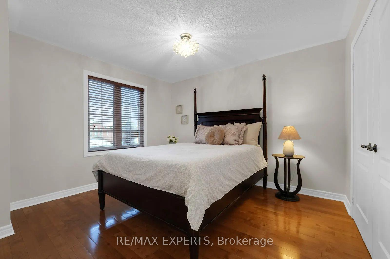 Photo 16 of 42 Angelico Avenue, Vaughan, Vellore Village — HOMEH