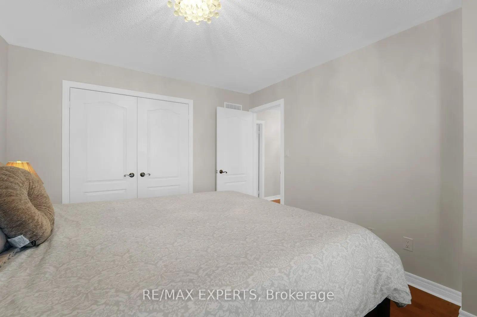 Photo 13 of 42 Angelico Avenue, Vaughan, Vellore Village — HOMEH