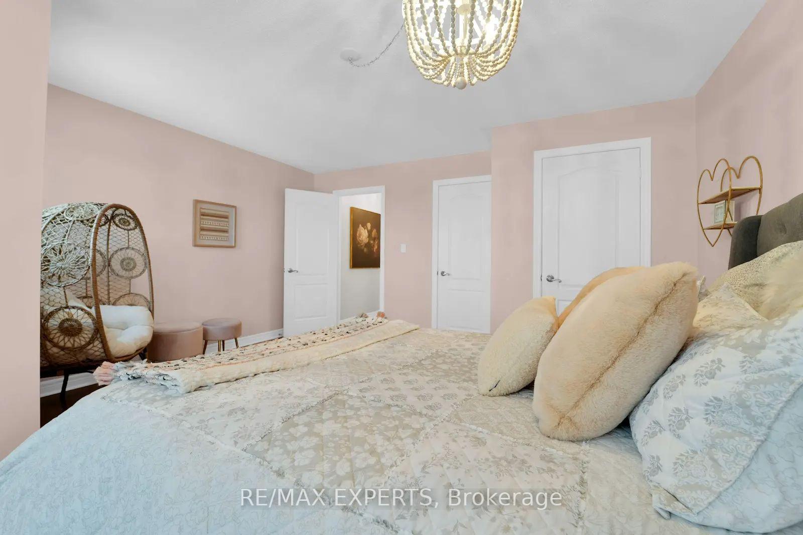 Photo 24 of 42 Angelico Avenue, Vaughan, Vellore Village — HOMEH