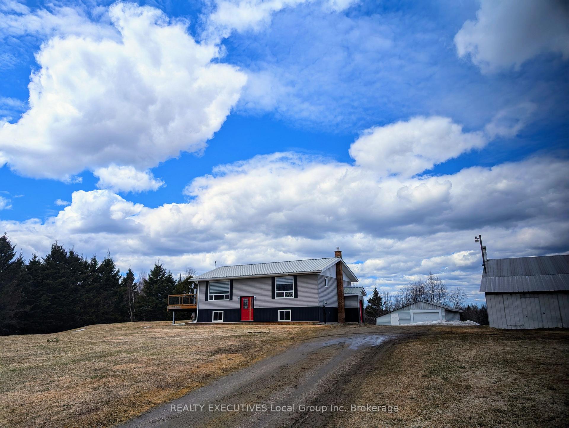 Photo 44 of 2185 Papineau Road, Papineau-Cameron, Papineau Cameron — HOMEH