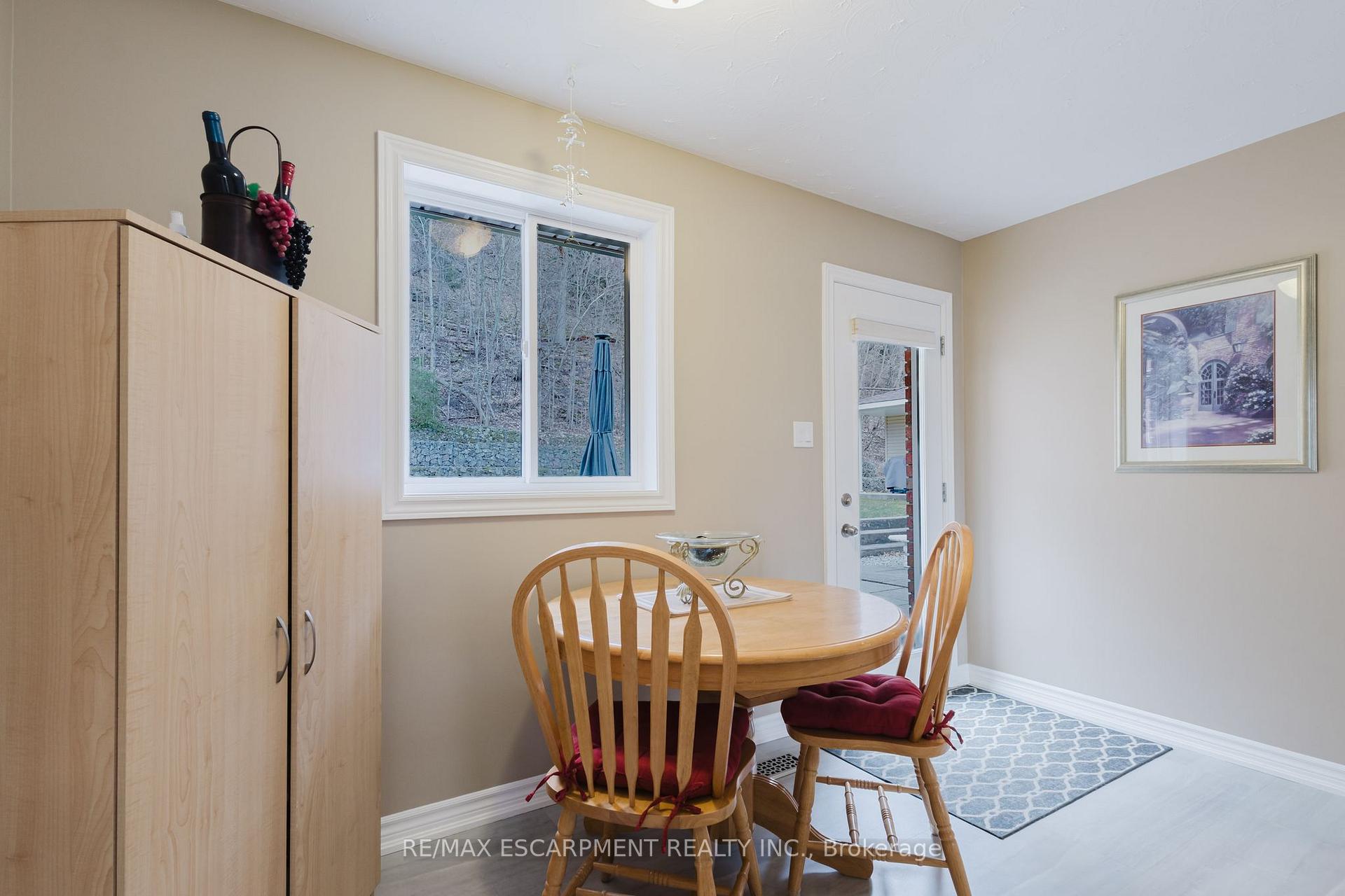 Photo 7 of 20 Hildegard Drive, Hamilton, Gershome — HOMEH