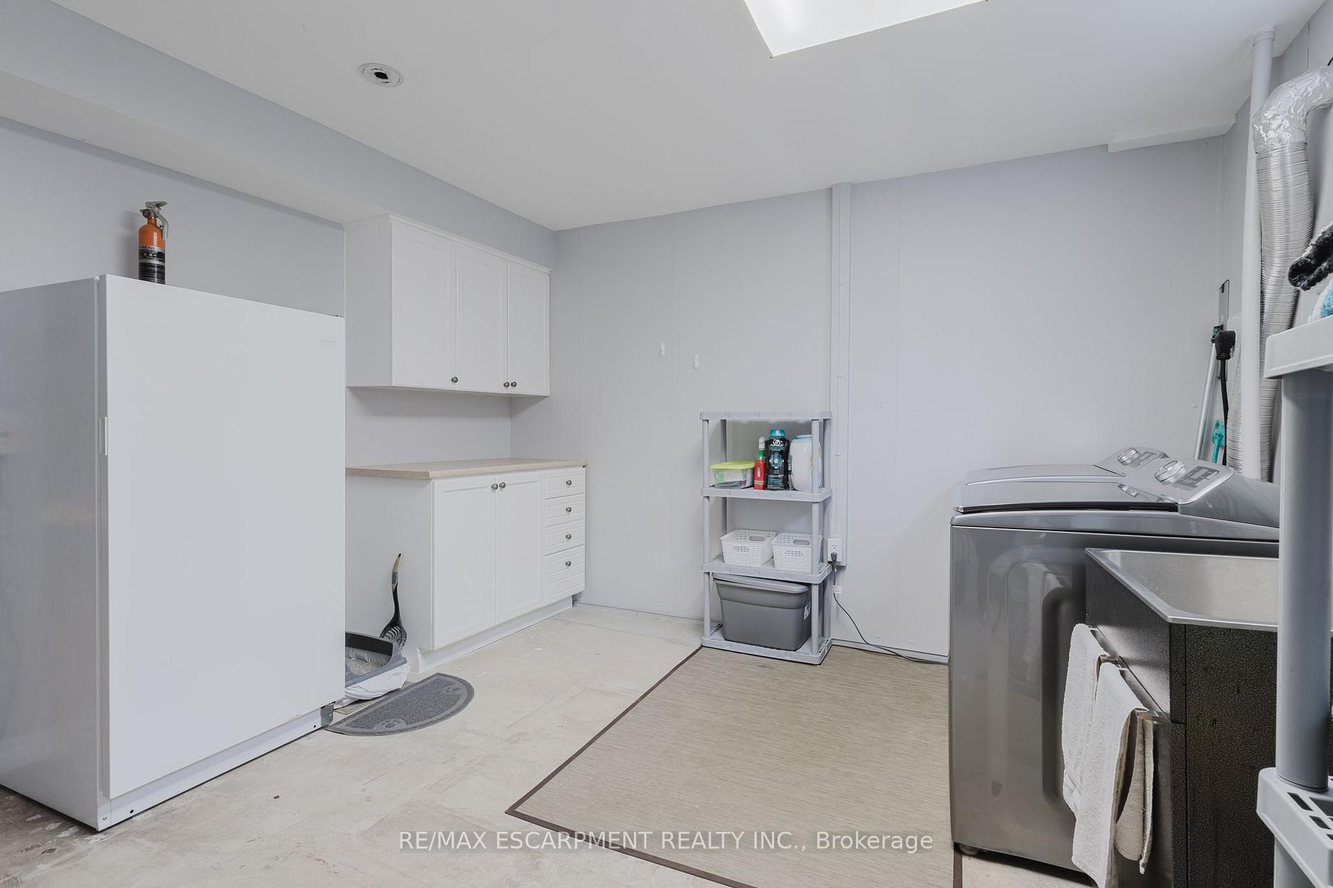 Photo 16 of 20 Hildegard Drive, Hamilton, Gershome — HOMEH