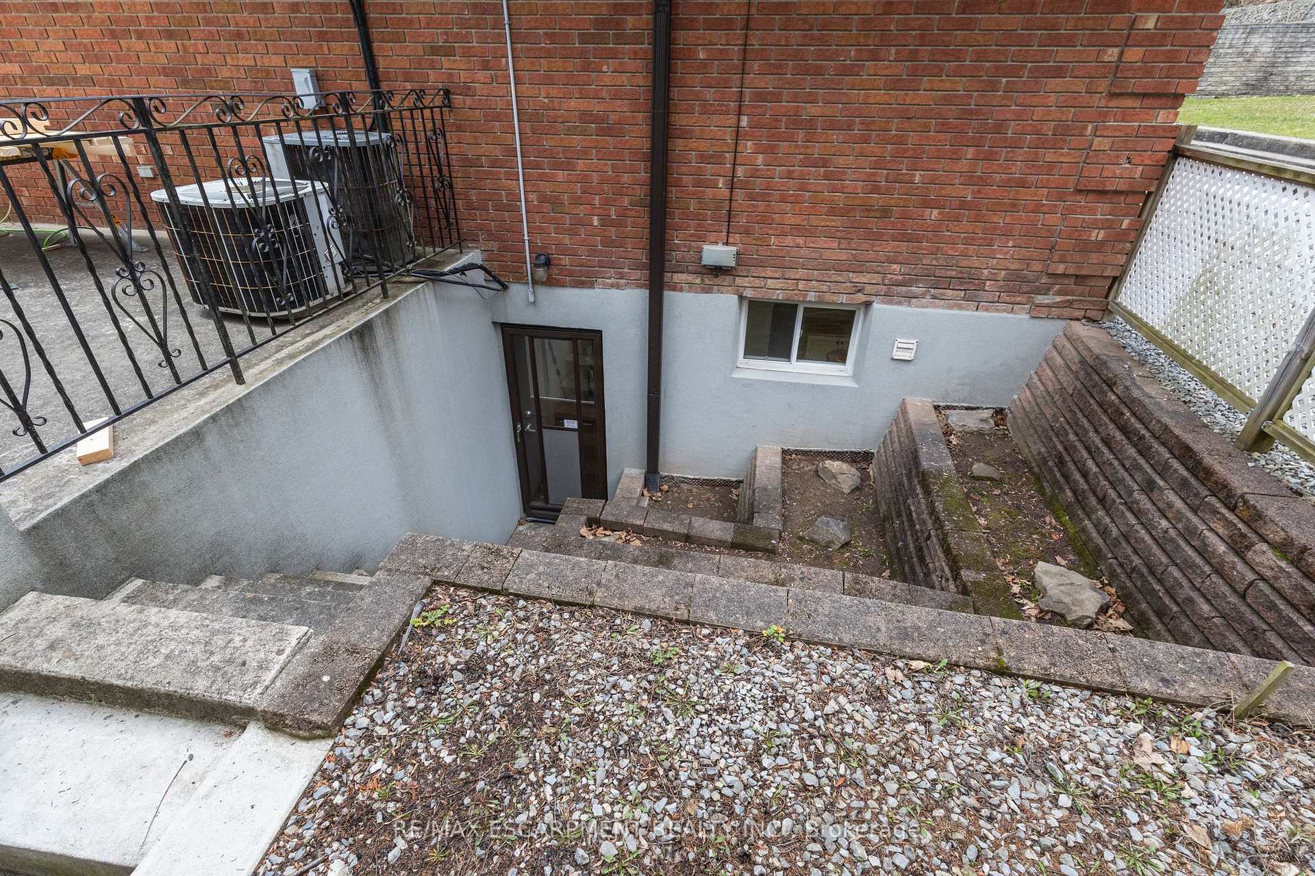 Photo 27 of 20 Hildegard Drive, Hamilton, Gershome — HOMEH