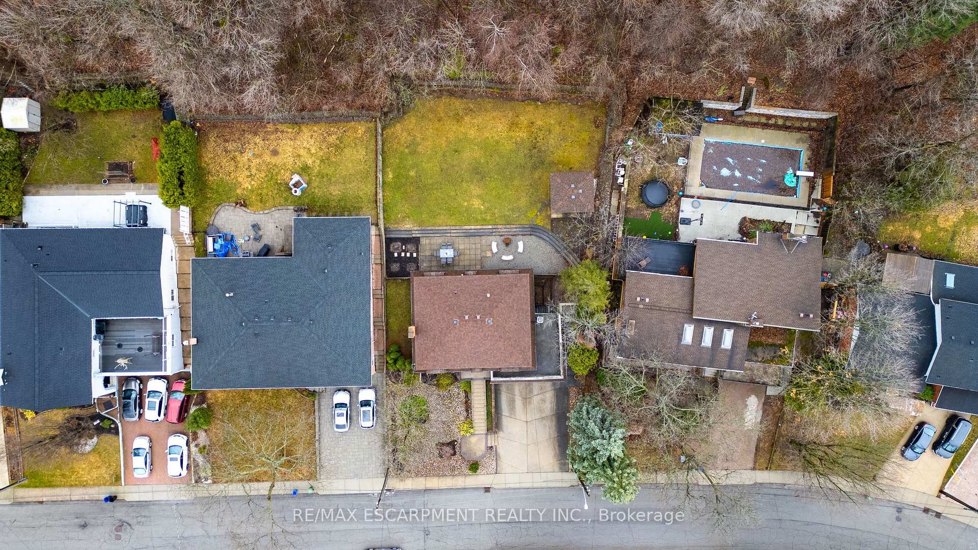 Photo 24 of 20 Hildegard Drive, Hamilton, Gershome — HOMEH