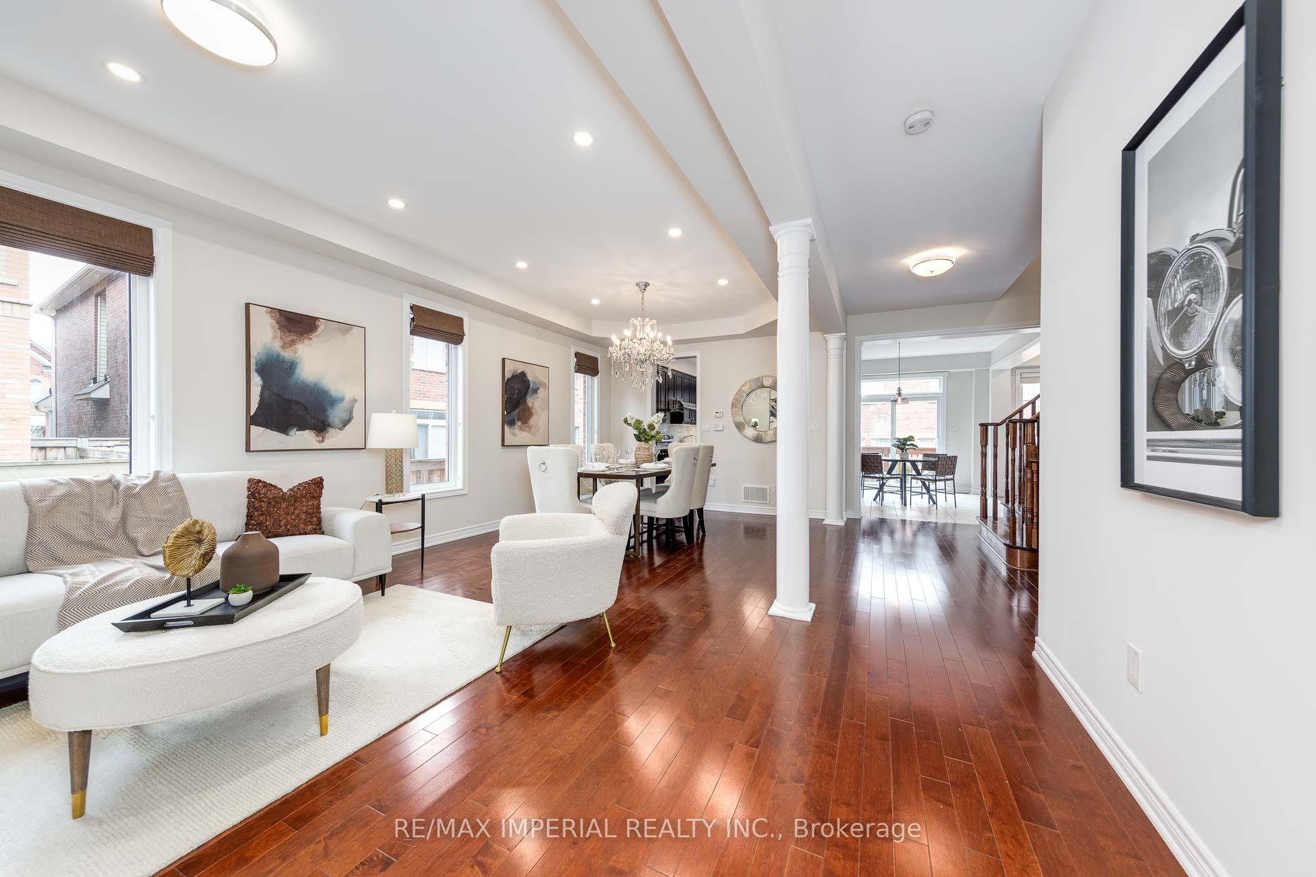 Photo 12 of 115 busch Avenue, Markham, Berczy — HOMEH
