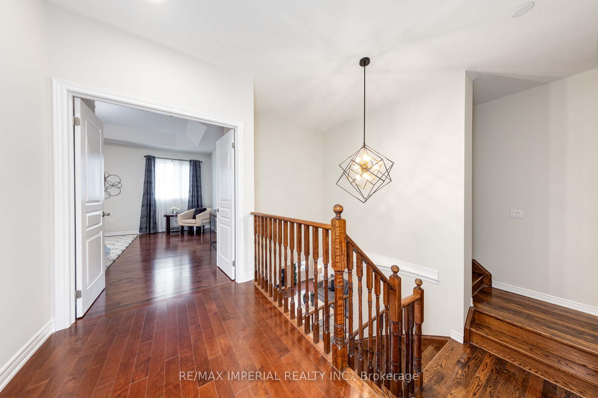 Photo 40 of 115 busch Avenue, Markham, Berczy — HOMEH