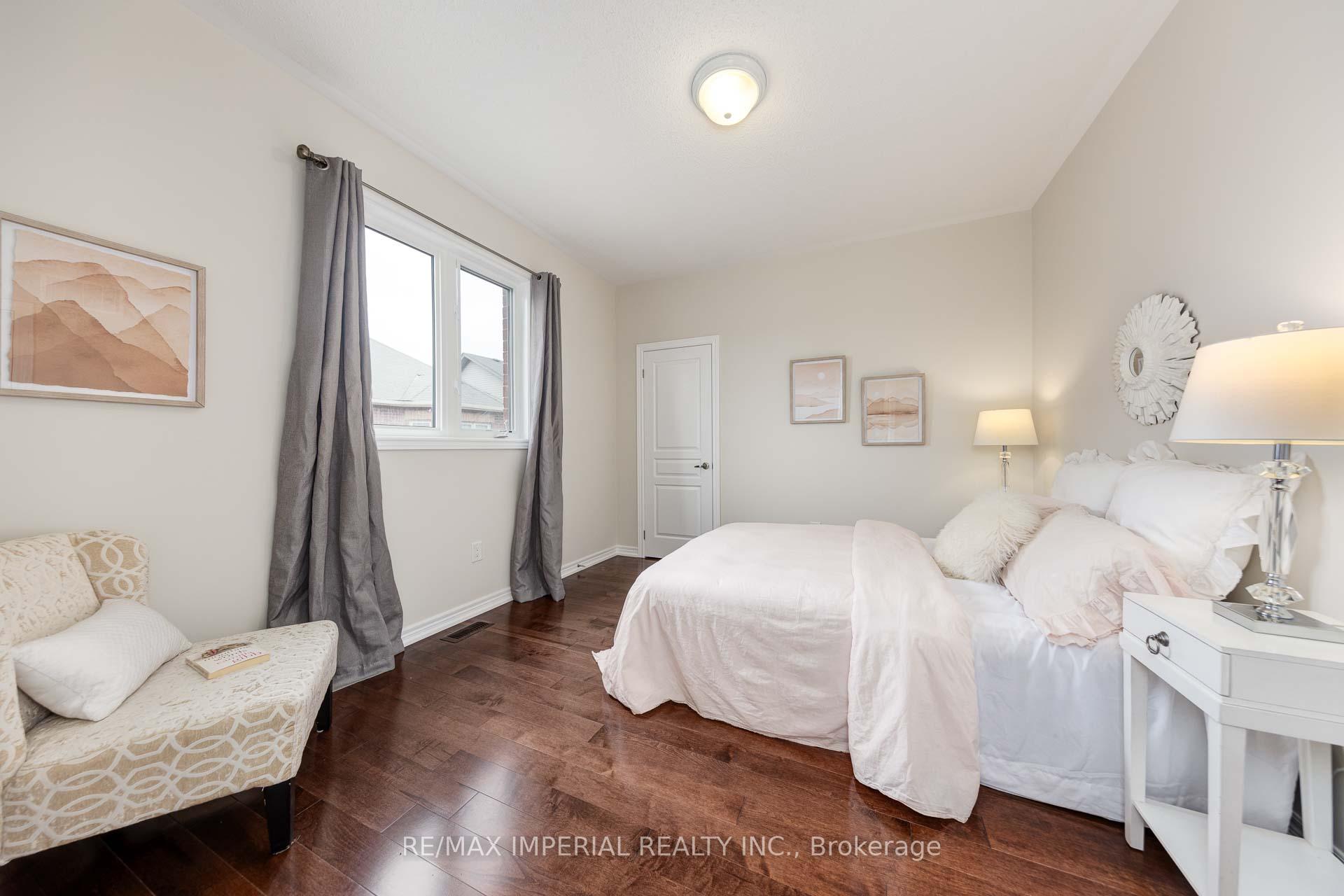 Photo 22 of 115 busch Avenue, Markham, Berczy — HOMEH