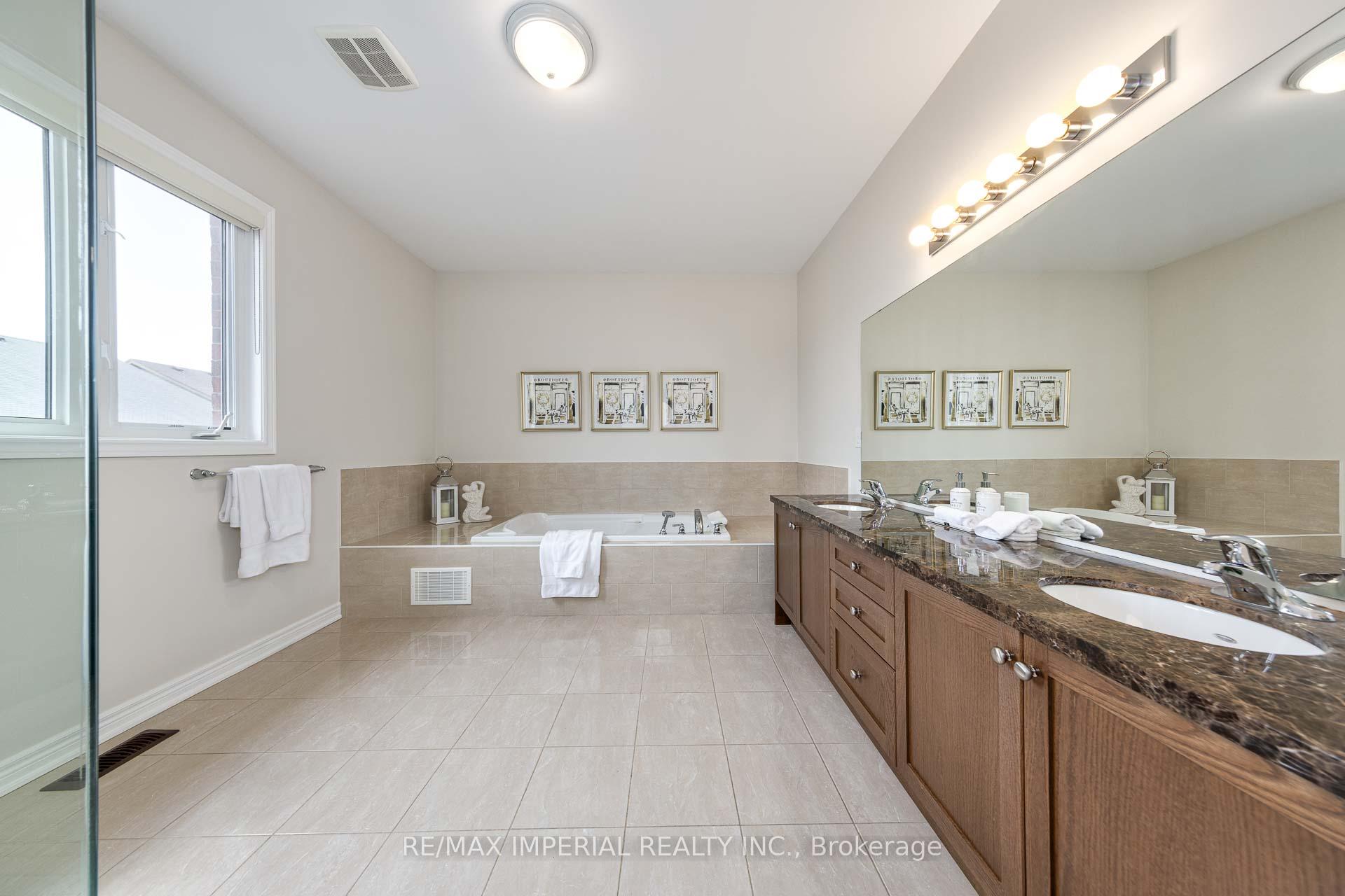 Photo 31 of 115 busch Avenue, Markham, Berczy — HOMEH