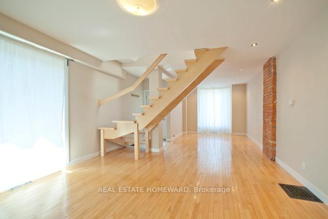 Photo 5 of Unit Main&2nd, 71 Knox Avenue, Toronto, Greenwood-Coxwell — HOMEH