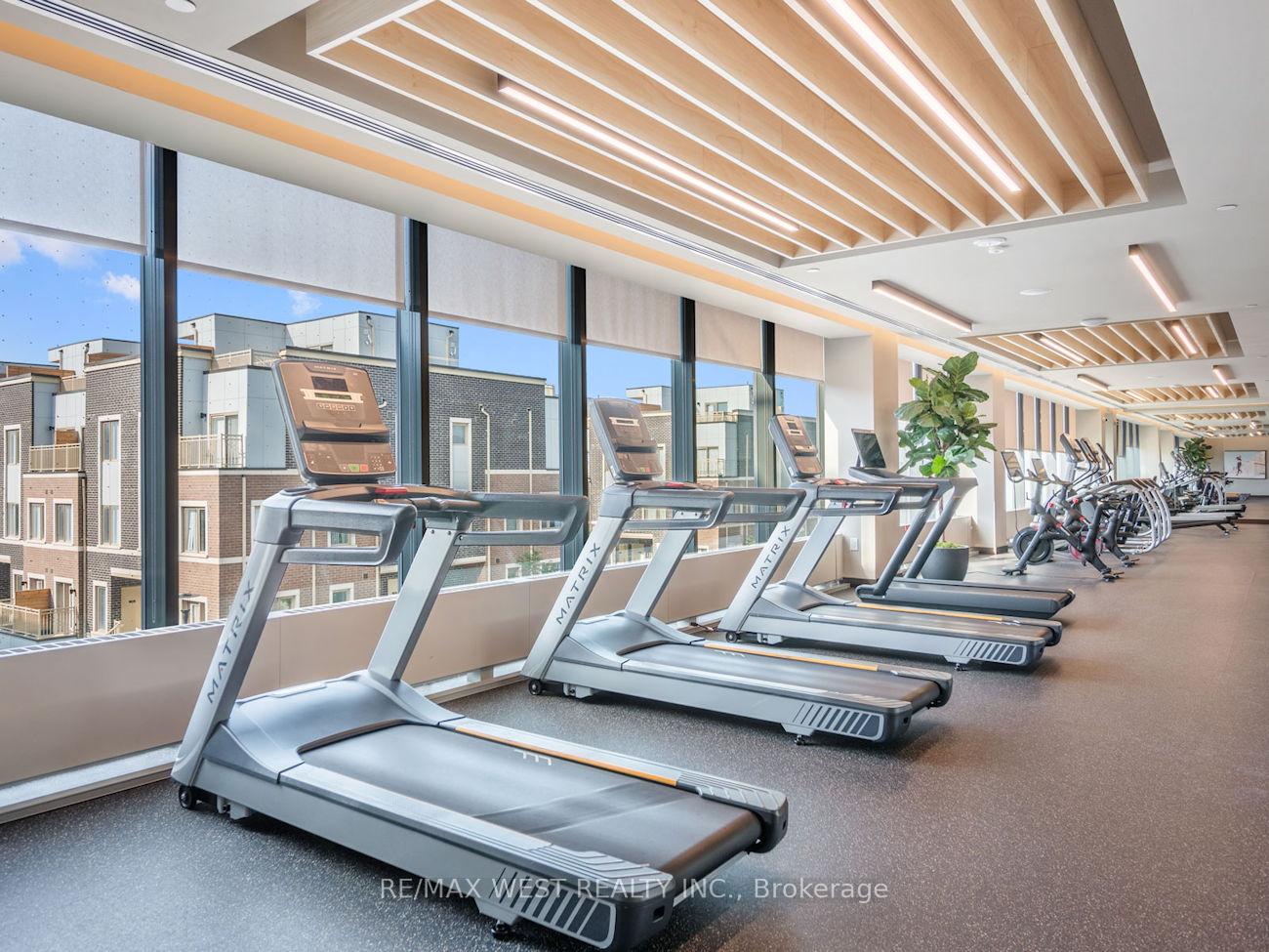 Photo 15 of Unit 1111, 38 Honeycrisp Crescent, Vaughan, Vaughan Corporate Centre — HOMEH