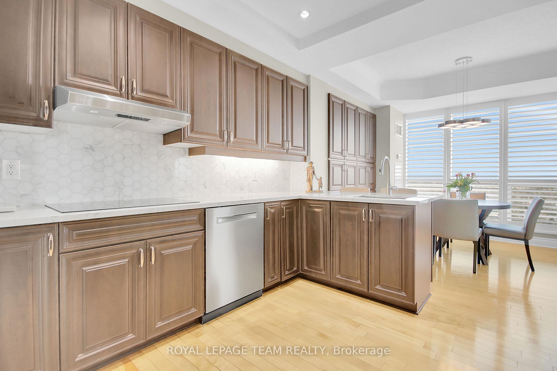 Photo 5 of Unit 2401, 38 Metropole Private, Ottawa, Westboro North — HOMEH