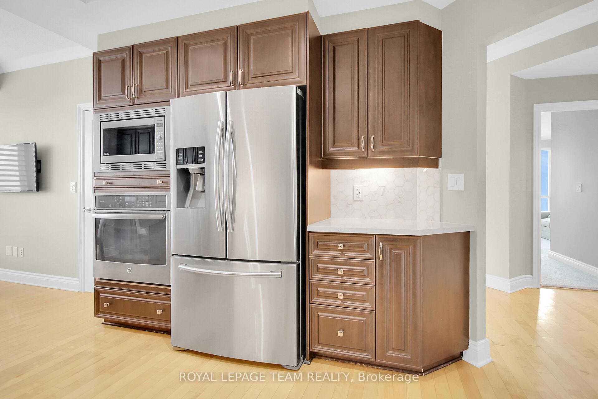 Photo 7 of Unit 2401, 38 Metropole Private, Ottawa, Westboro North — HOMEH
