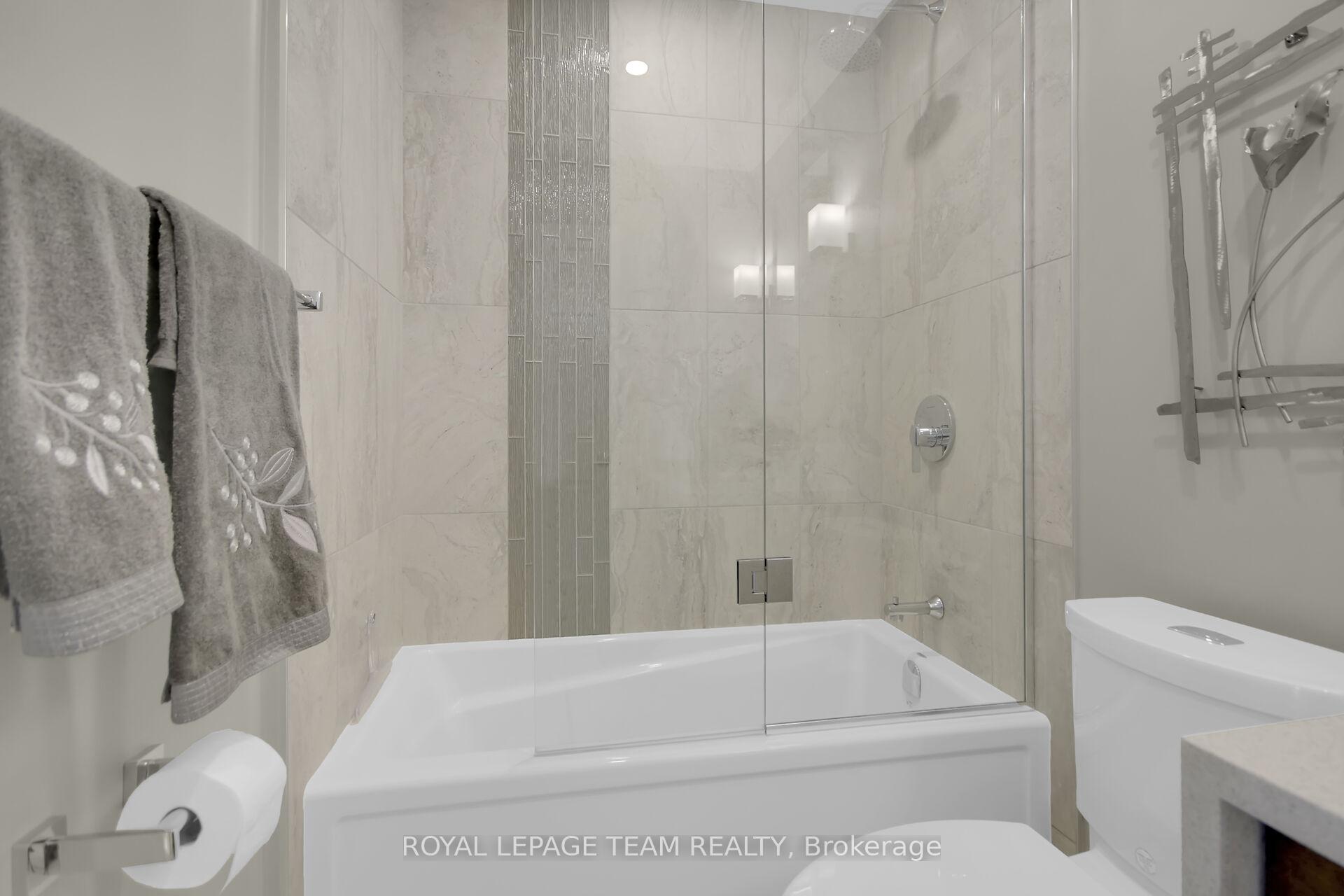 Photo 14 of Unit 2401, 38 Metropole Private, Ottawa, Westboro North — HOMEH