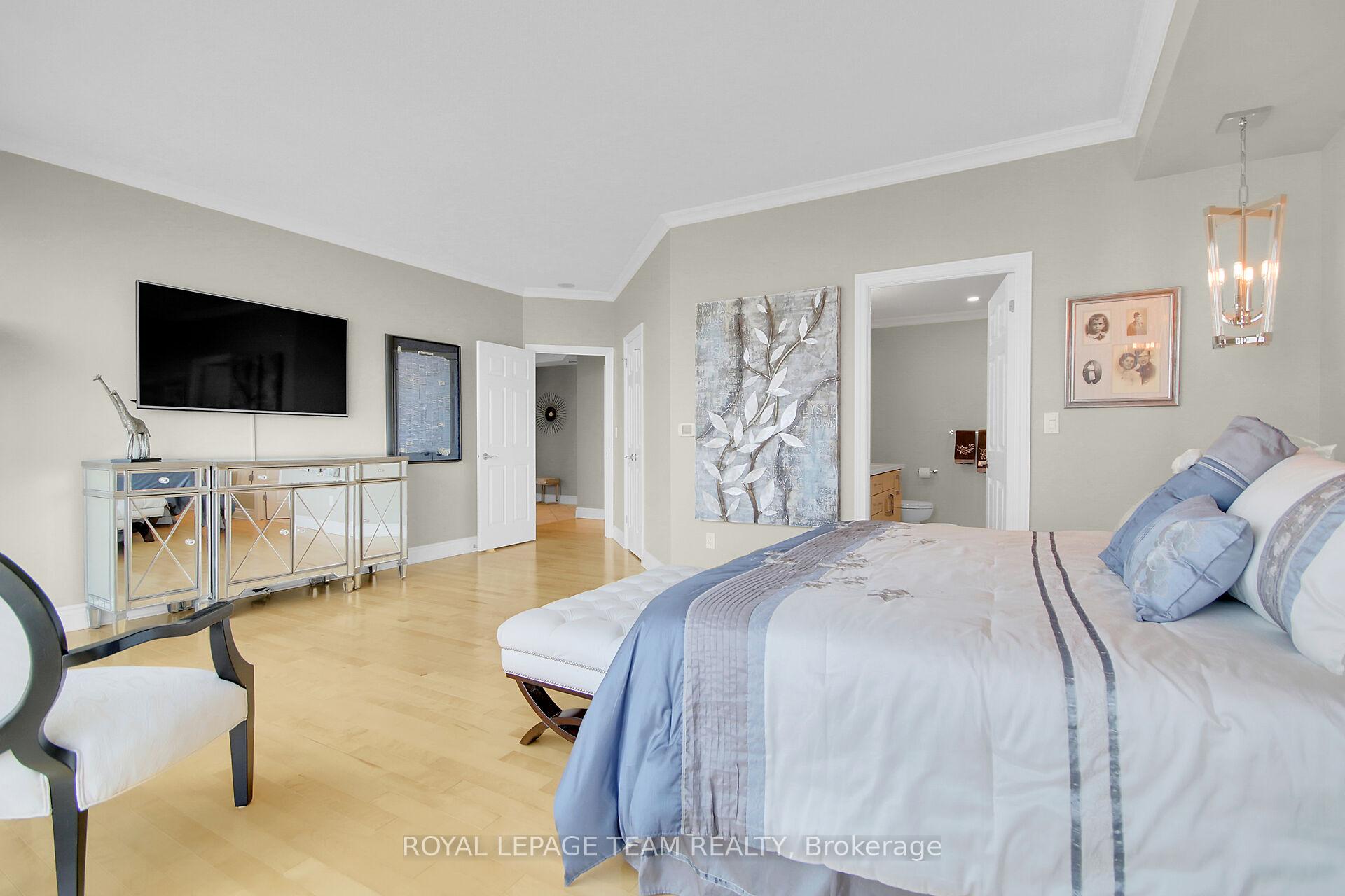 Photo 21 of Unit 2401, 38 Metropole Private, Ottawa, Westboro North — HOMEH