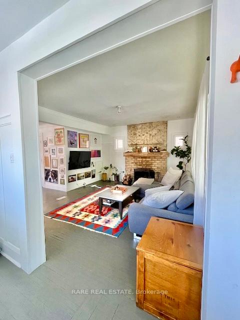 Photo 3 of 105 Burgess Avenue, Toronto, East End-Danforth — HOMEH