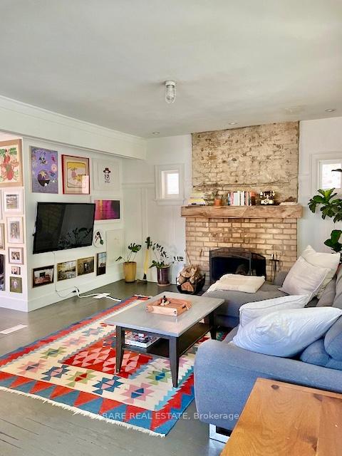 Photo 4 of 105 Burgess Avenue, Toronto, East End-Danforth — HOMEH