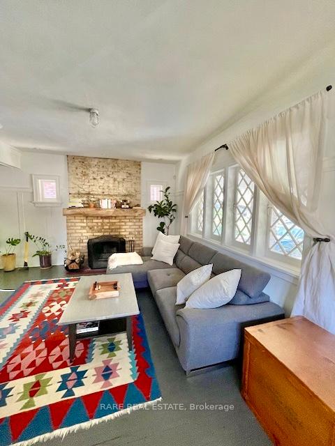 Photo 11 of 105 Burgess Avenue, Toronto, East End-Danforth — HOMEH