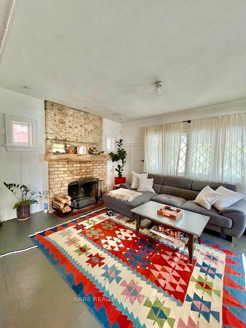 Photo 23 of 105 Burgess Avenue, Toronto, East End-Danforth — HOMEH