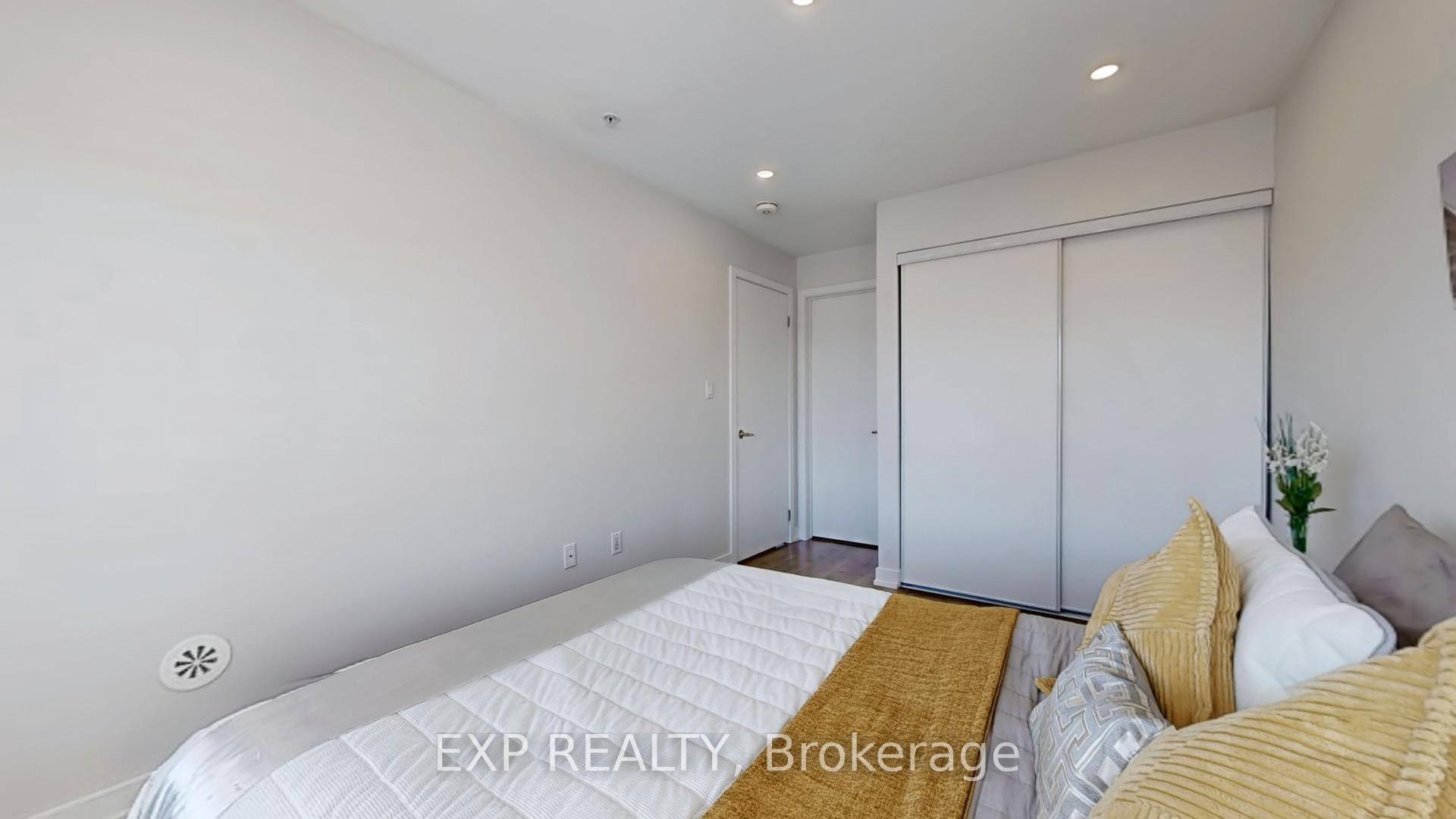 Photo 8 of Unit 306, 1555 Kingston Road, Pickering, Town Centre — HOMEH