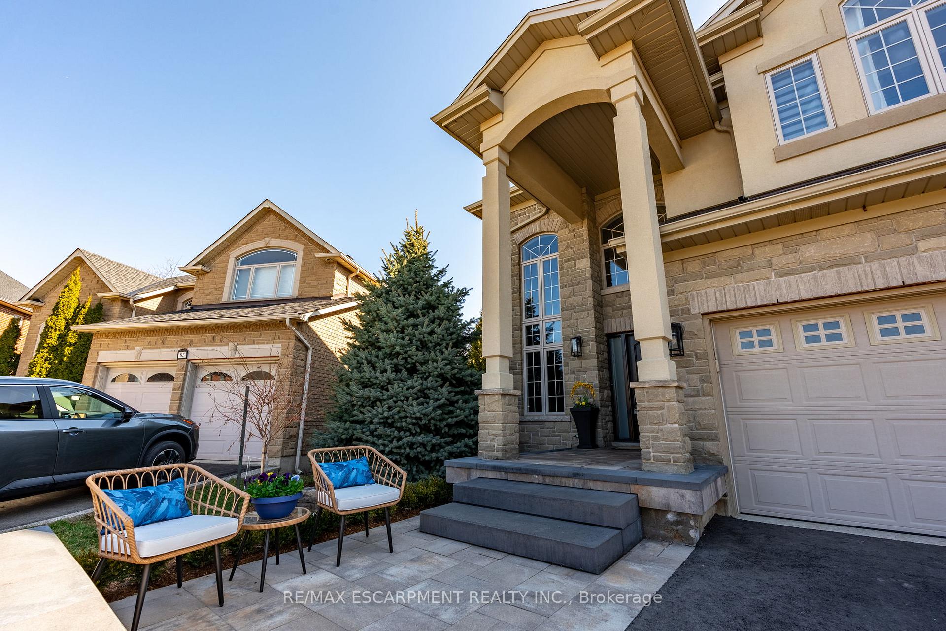 Photo 5 of 80 Commando Court, Hamilton, Waterdown — HOMEH